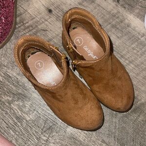 Tannish/ brown booties
